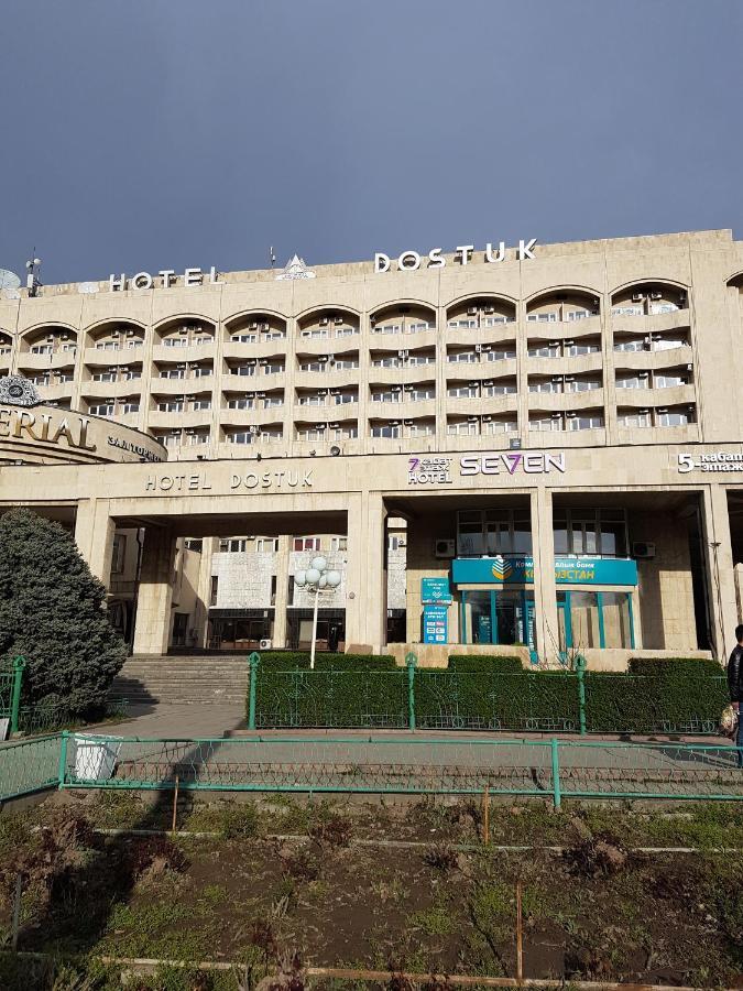 Seven Hotel Bishkek Exterior foto