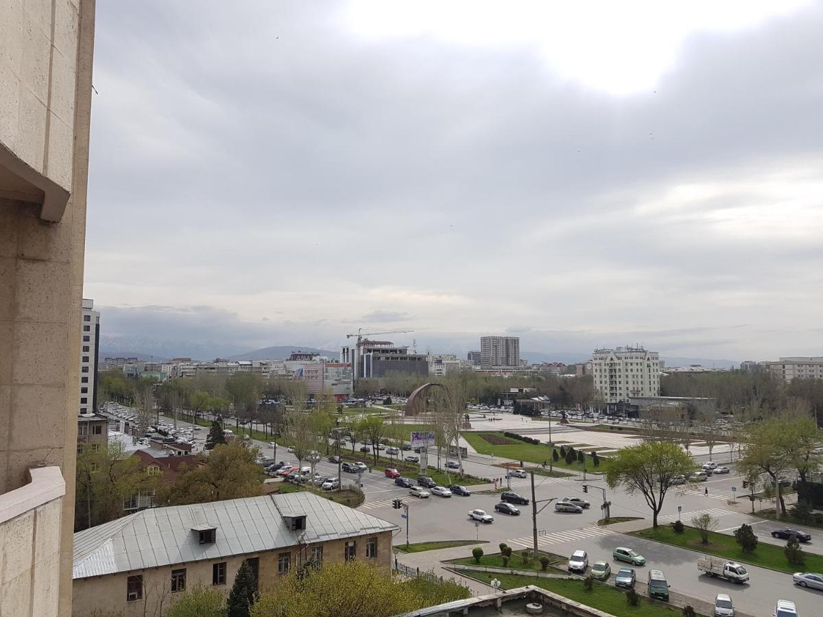 Seven Hotel Bishkek Exterior foto